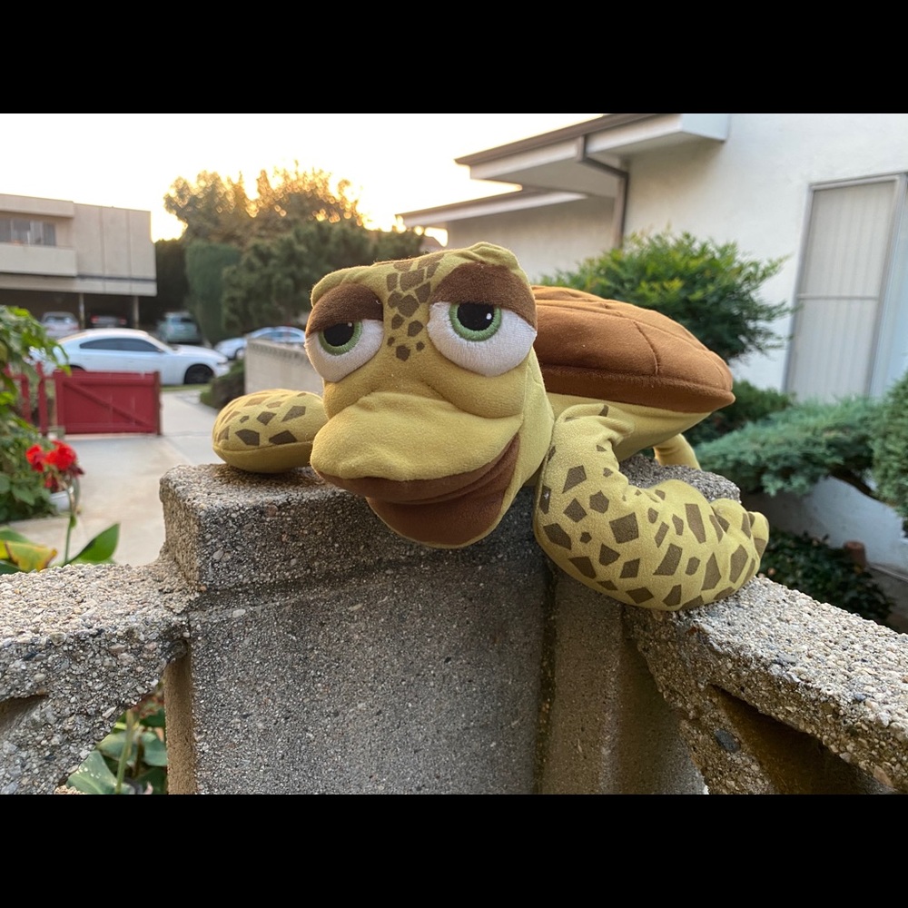 Crush the sea turtle Disney Store Exclusive plush